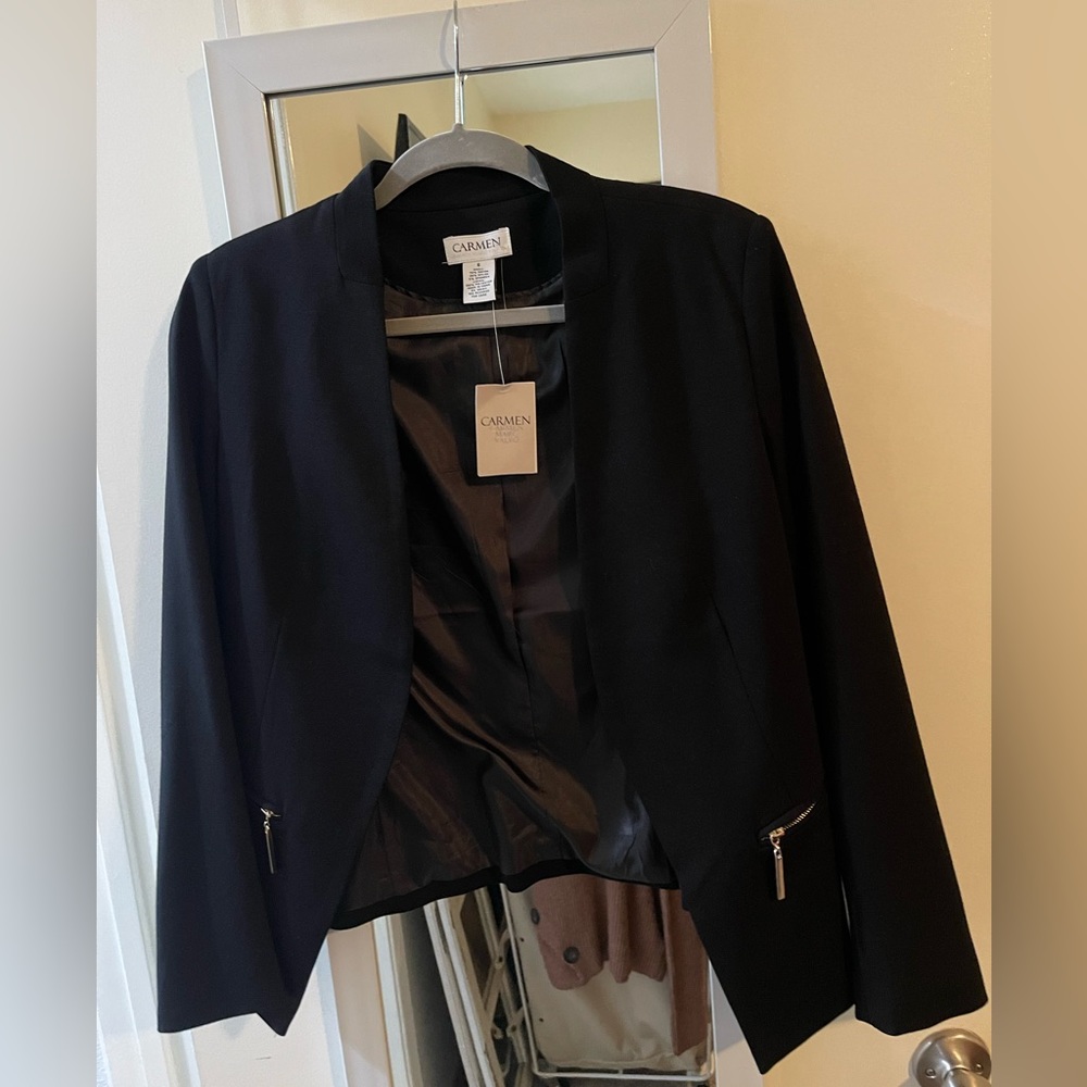 Carmen Marc Valvo black blazer